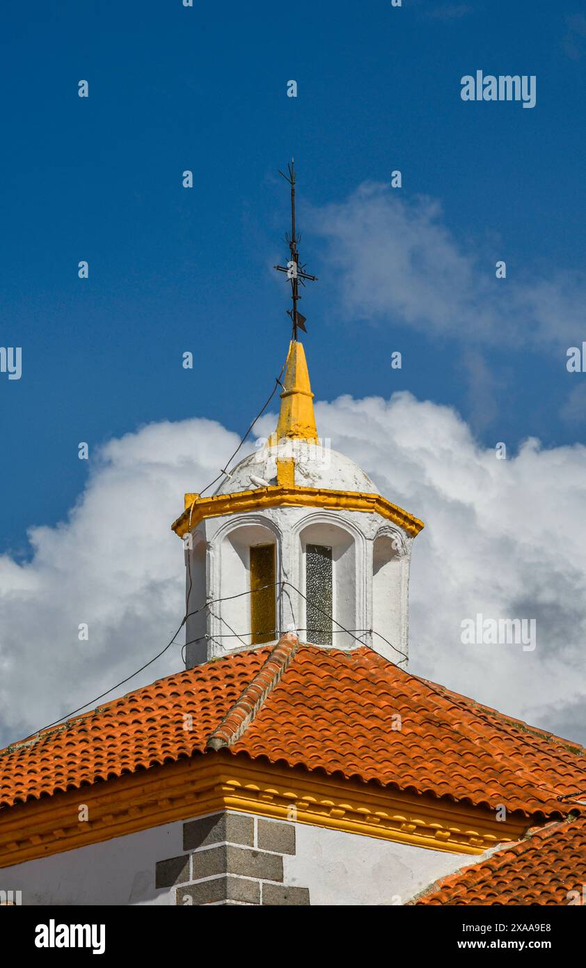Kirche des Heiligen Erzengels Michael, Schutzpatron der Stadt Villanueva de Cordoba Stockfoto