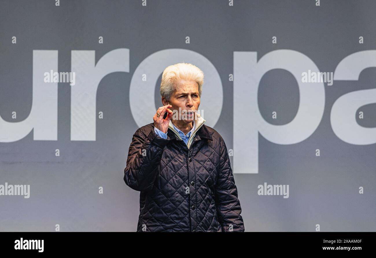 Stuttgart, 3. Juni 2024: Die Spitzenkandidatin der FDP Marie-Agnes Strack-Zimmermann während ihres Wahlkampfes am Stockfoto