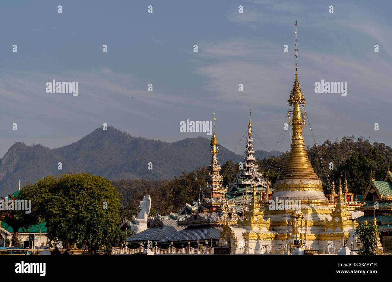 Aspekte buddhistischer und chinesischer Tempel in Mae Hong Son, Thailand, Südostasien, Asien Stockfoto
