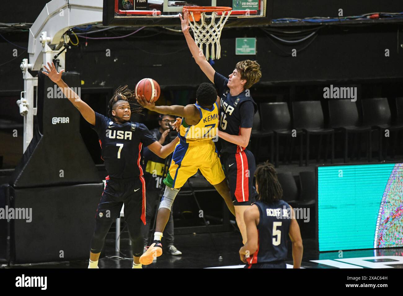 Daniel Jacobsen, John McKenney III (USA). FIBA Basketball Americup U18 - Buenos Aires 2024 Stockfoto