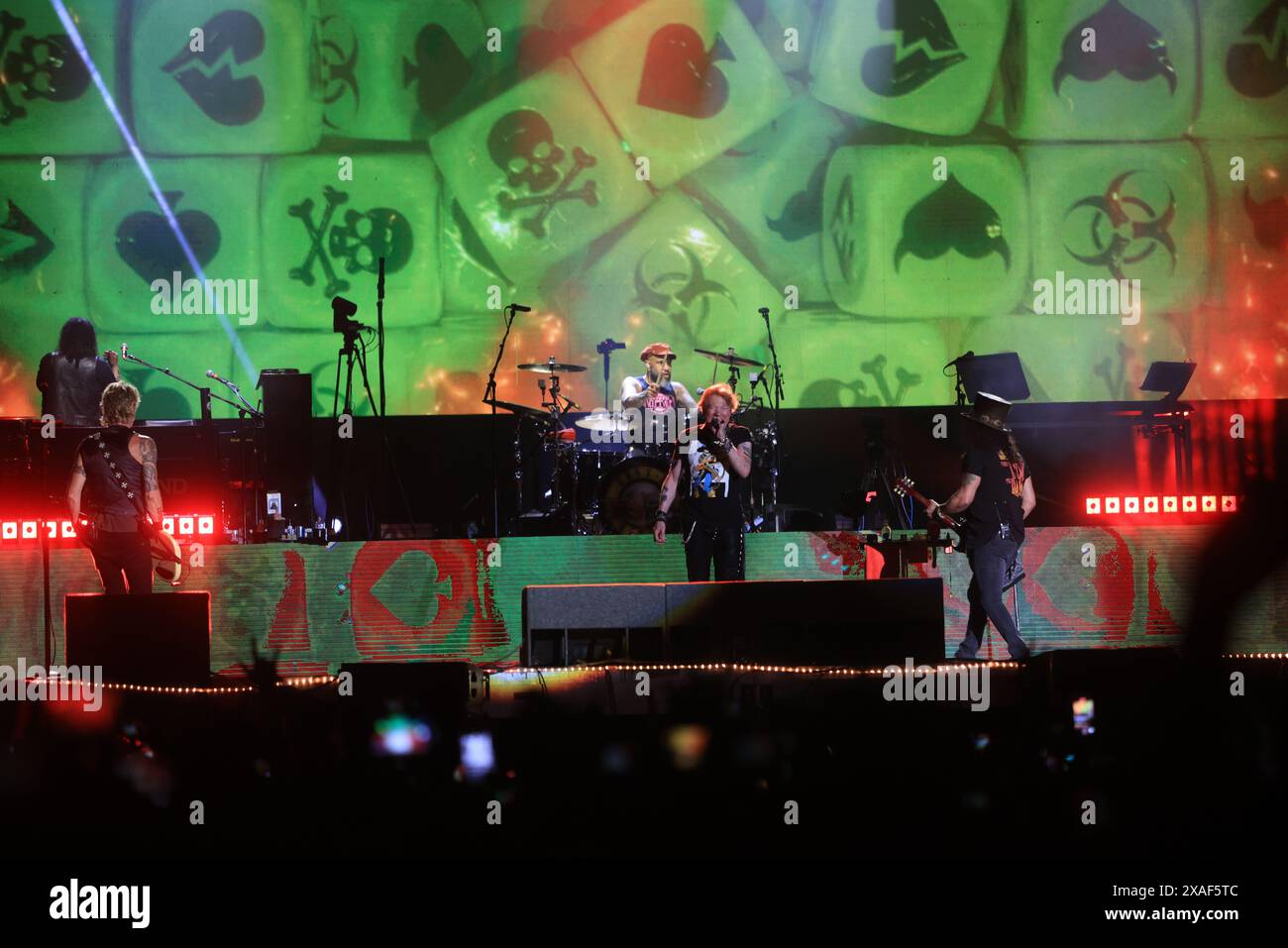 Guns and Roses tritt während einer Show im Rahmen der Hell & Heaven 2023 im Foro Pegaso am 5. November 2023 in Toluca, Mexiko auf. (Foto: Luis Gutierrez/Norte Foto) (© Foto: Luis Gutierrez/Norte Foto) Stockfoto