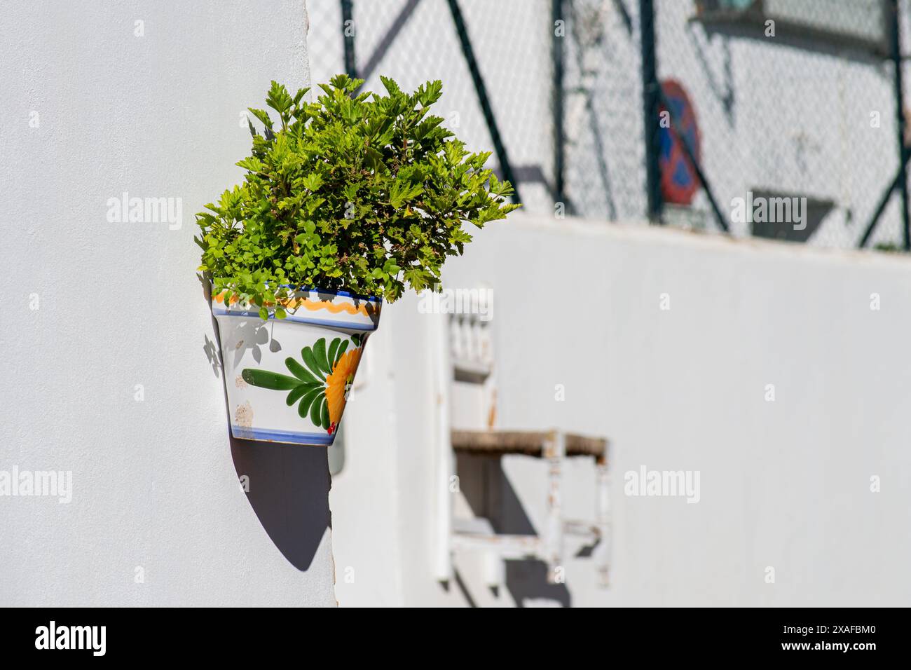 PARAUTA, SPANIEN - 20. JANUAR 2024: Straßenecken in Parauta, Spanien am 20. Januar 2024 Stockfoto