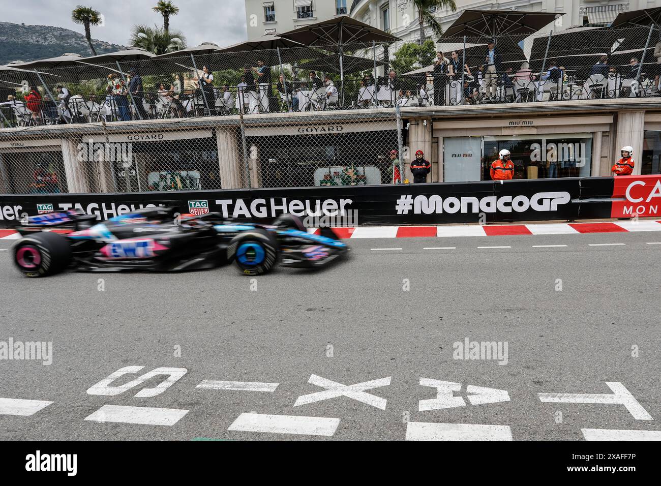 Monte Carlo, Fürstentum Monaco. Mai 2024. Formel 1 Grand Prix de Monaco auf dem Circuit de Monaco in Monte Carlo. Im Bild: Alpine A524 des BWT Alpine F1 Teams während der ersten Trainingseinheit © Piotr Zajac/Alamy Live News Stockfoto