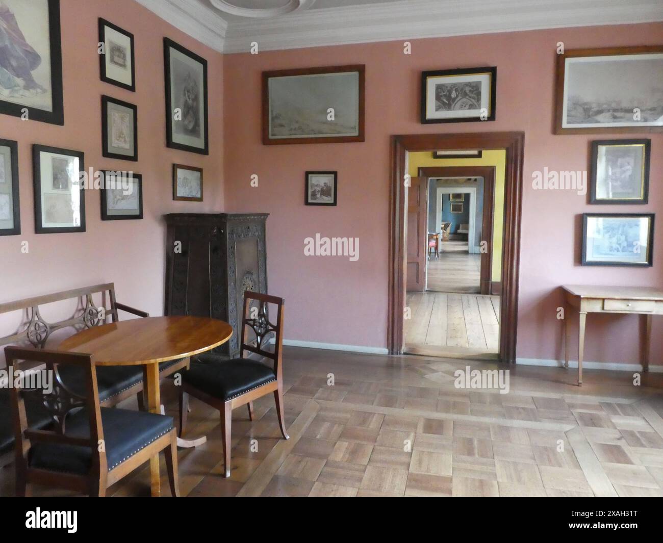 Goethehaus in Weimar in diesem Haus am Frauenplan lebte Johann Wolfgang von Goethe 50 Jahre lang bis zu seinem Tod im Jahre 1832. *** Goethe-Haus in Weimar Johann Wolfgang von Goethe lebte in diesem Haus nach dem Frauenplan 50 Jahre bis zu seinem Tod 1832 Copyright: XStopperx/xEibner-Pressefotox EP_asr Stockfoto