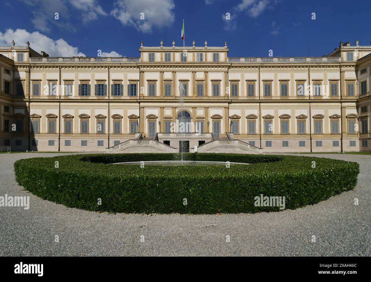 Architektur und Details der Villa reale in der Nacht, Palast, neoklassizistisches Gebäude im königlichen Park von Monza Stockfoto