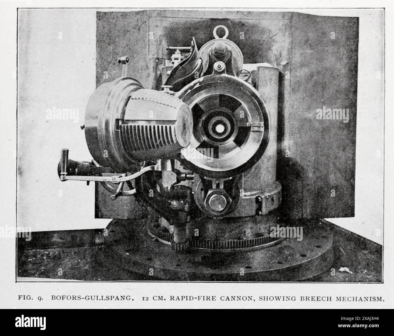 BOFORS-GULLSPANG. 12 CM SCHNELLFEUER-KANONE, MIT VERLAUFSMECHANISMUS. Aus dem Artikel DIE EISENINDUSTRIE SCHWEDENS. Von David A. Louis. Aus dem Engineering Magazine widmet sich Industrial Progress Band XVII 1899 The Engineering Magazine Co Stockfoto