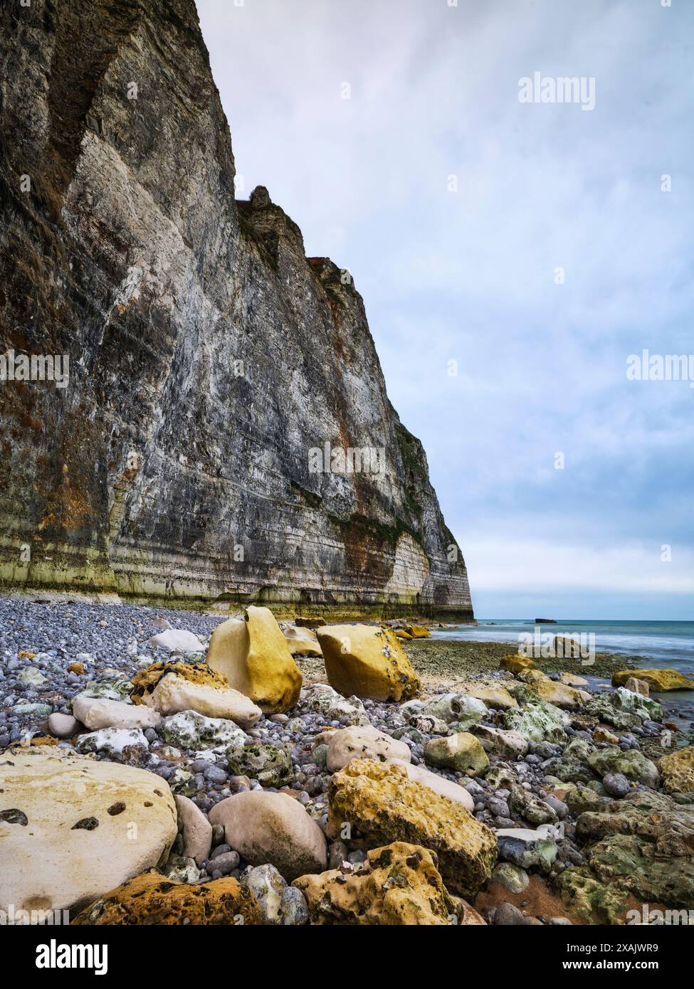 Am Strand in Yport, Normandie, französische Atlantikküste Stockfoto