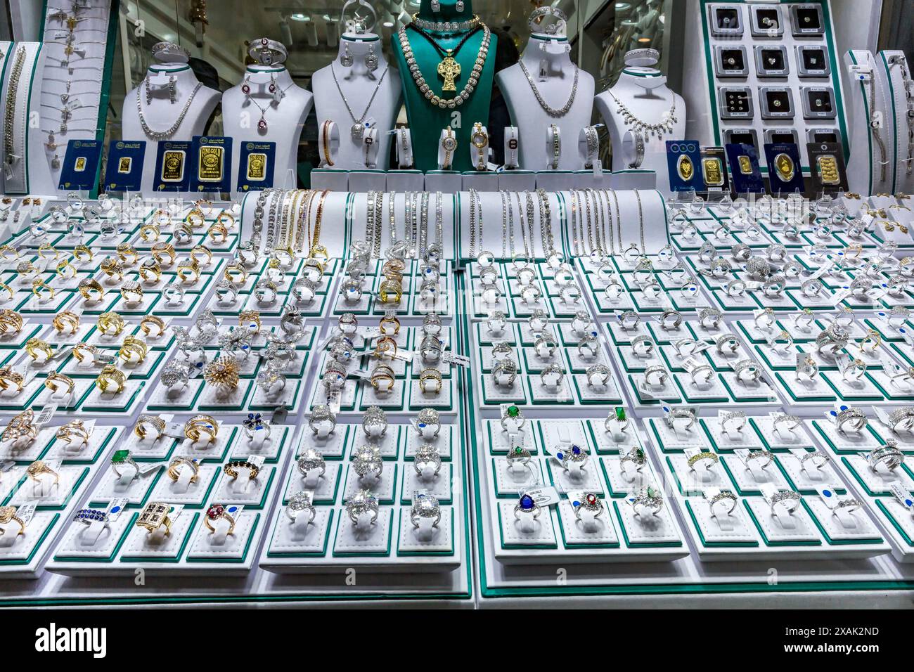 Goldschmuck, Gold Souk, berühmte Einkaufsstraße, Deira Viertel, Dubai, Vereinigte Arabische Emirate, Naher Osten, Asien Stockfoto