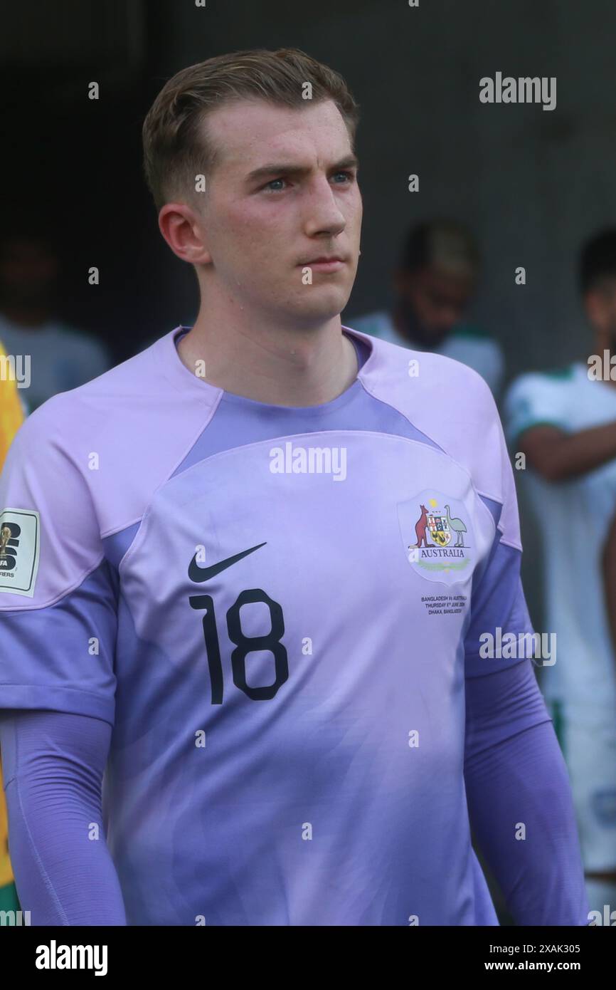 Australischer Torhüter Joe Gauci vor seinem zweiten Legspiel in der Qualifikation zur FIFA Fussball-Weltmeisterschaft gegen Bangladesch am 06. Juni 2024 in Dhaka, Bangladesch Stockfoto