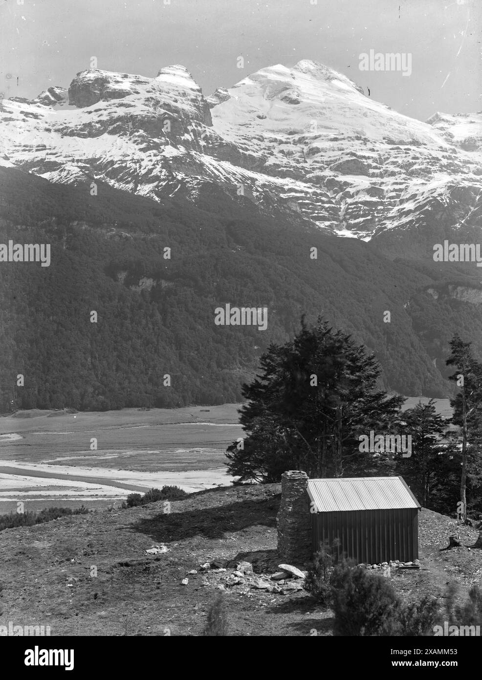 Mount Earnslaw von 25 Mile Hut, 1900. Stockfoto