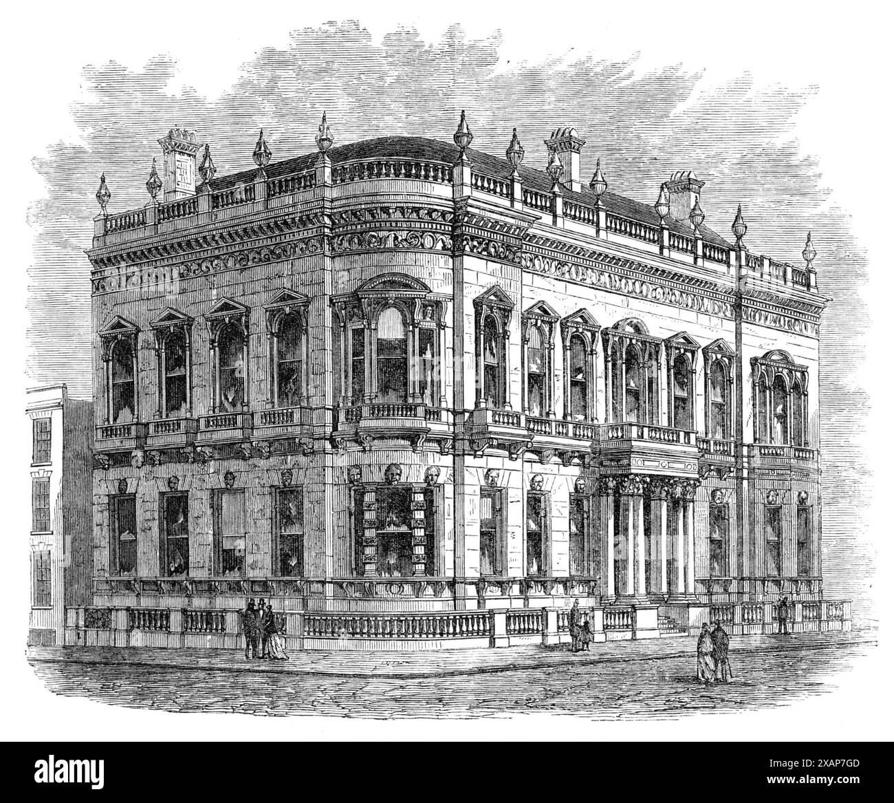 The Union Club House, Birmingham, 1869. „Der architektonische Stil ist italienisch, mit sehr raffinierten und ornamentalen Details und mit zarten Schnitzereien in den Schlusssteinen, Spandrils, Fries, Kapitellen...[usw.]. Die beiden Fronten sind aus Stein aus dem Pillough Quarry in Derbyshire... das Hauptmerkmal dieser Geschichte ist die Eingangspforte, die vier Säulen hat, mit korinthischen Kapitellen eines Originaltyps und mit jedem Schacht aus einem Stein. Die kreisförmige Ecke, die Colmore-Row mit der Newhall-Street verbindet, hat ein venezianisches Fenster mit geschnitzten Säulen... im ersten Stock stehen Balkone vor e Stockfoto