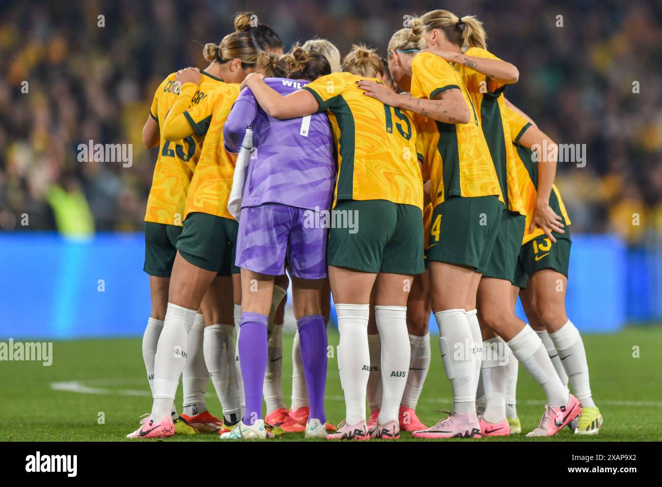 Sydney, Australien. Juni 2024. Australische Spieler treffen sich während der Freundschaftsspiele zwischen Australien und China im Accor Stadium. Endpunktzahl: Australien 2:0 China. Quelle: SOPA Images Limited/Alamy Live News Stockfoto