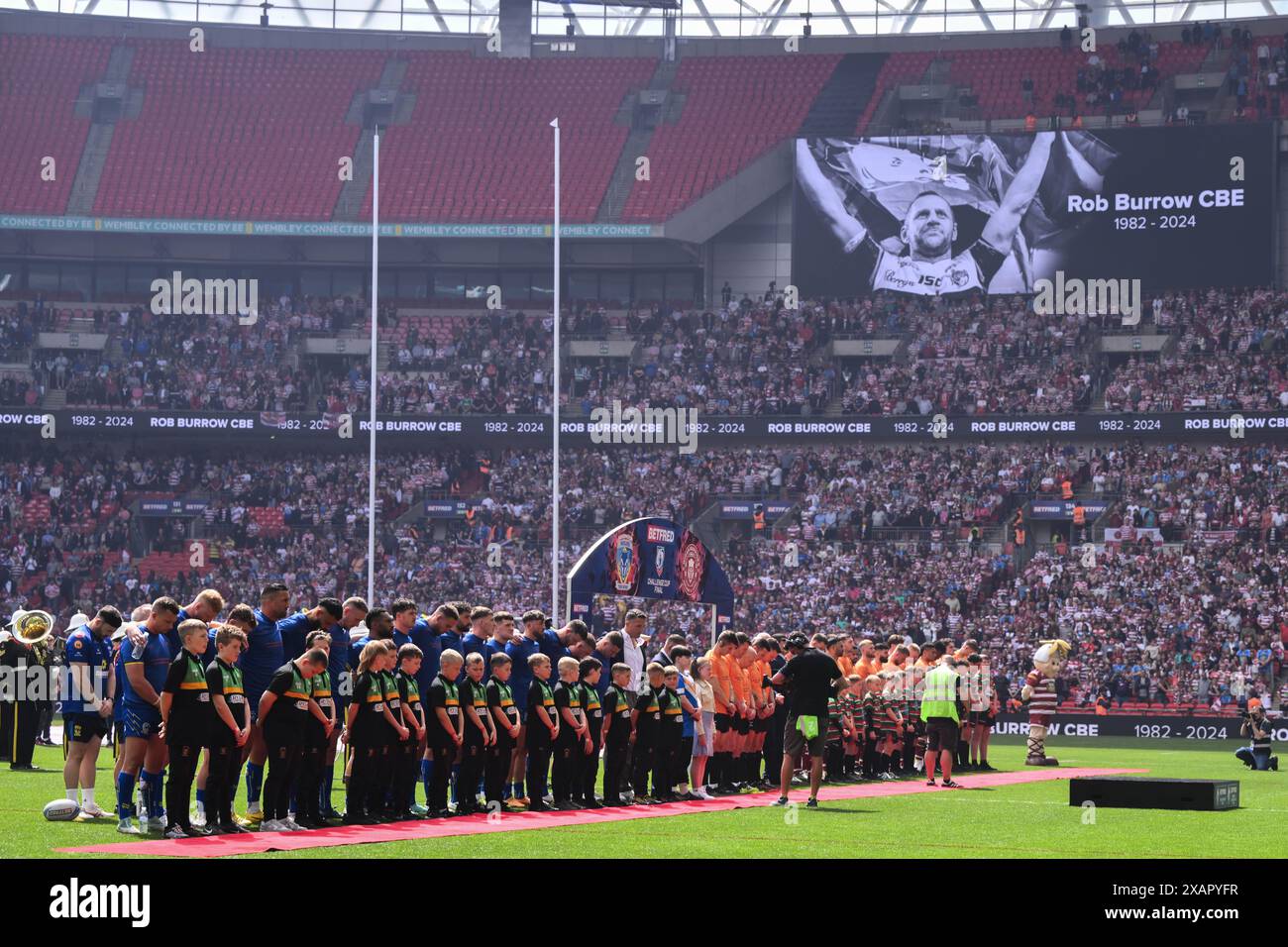 London, Großbritannien. Juni 2024. Die Spieler nehmen am 8. Juni 2024 im Wembley Stadium, London, Vereinigtes Königreich, am 8. Juni 2024 in London Teil, Großbritannien, vor dem Finale des Betfred Challenge Cups Warrington Wolves gegen Wigan Warriors. (Foto: Craig Thomas/News Images/SIPA USA) Credit: SIPA USA/Alamy Live News Stockfoto