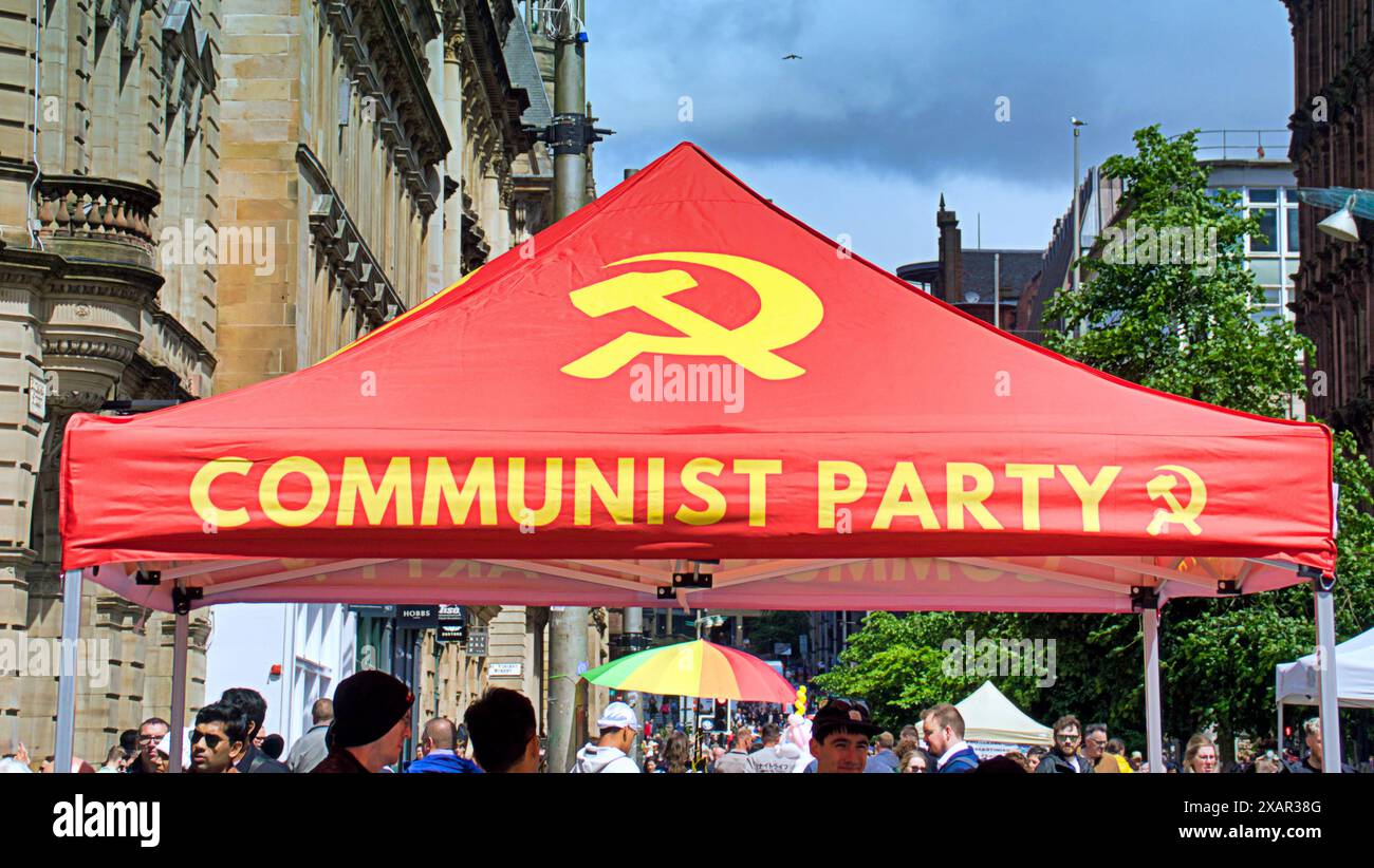 Glasgow, Schottland, Großbritannien. 8. Juni 2024: UK Wetter: Sonnig in der Stadt sah die Stadt Einheimische und Touristen im Stadtzentrum. Credit Gerard Ferry/Alamy Live News Stockfoto