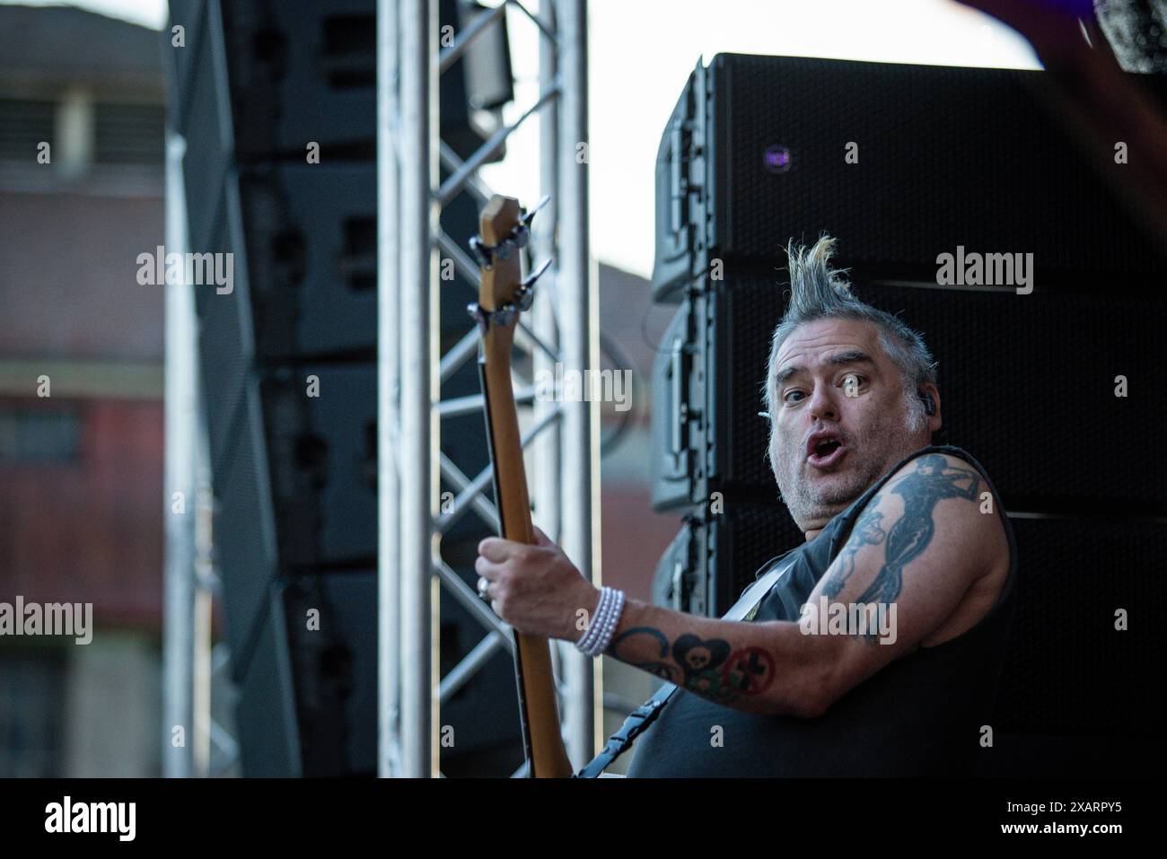 Augsburg, Deutschland. 07/06/2024. FAT Mike performe beim NOFX-Konzert Punk in Drublic: Lasst Tour 2024. 40 Jahre, 40 Städte, 40 Songs x Day – die legendäre Punkband NOFX lieferte im Rahmen ihrer Abschiedstour einen unvergesslichen Auftritt in Augsburg. Quelle: Valerio Agolino / Alamy Live News Stockfoto