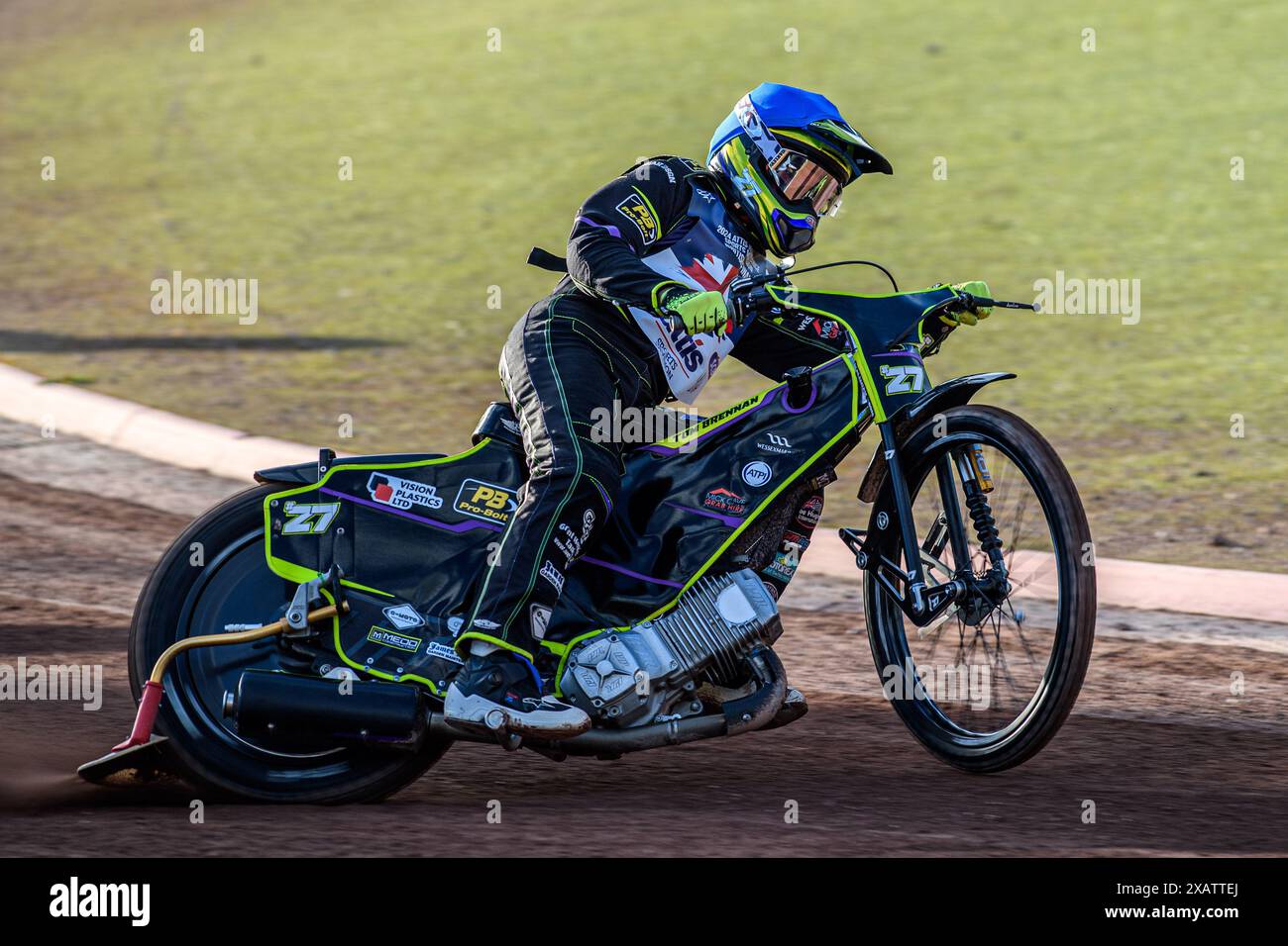 Tom Brennan in Aktion beim Attis Insurance Sports Division British Speedway Championship Finale im National Speedway Stadium, Manchester am Samstag, den 8. Juni 2024. (Foto: Ian Charles | MI News) Credit: MI News & Sport /Alamy Live News Stockfoto