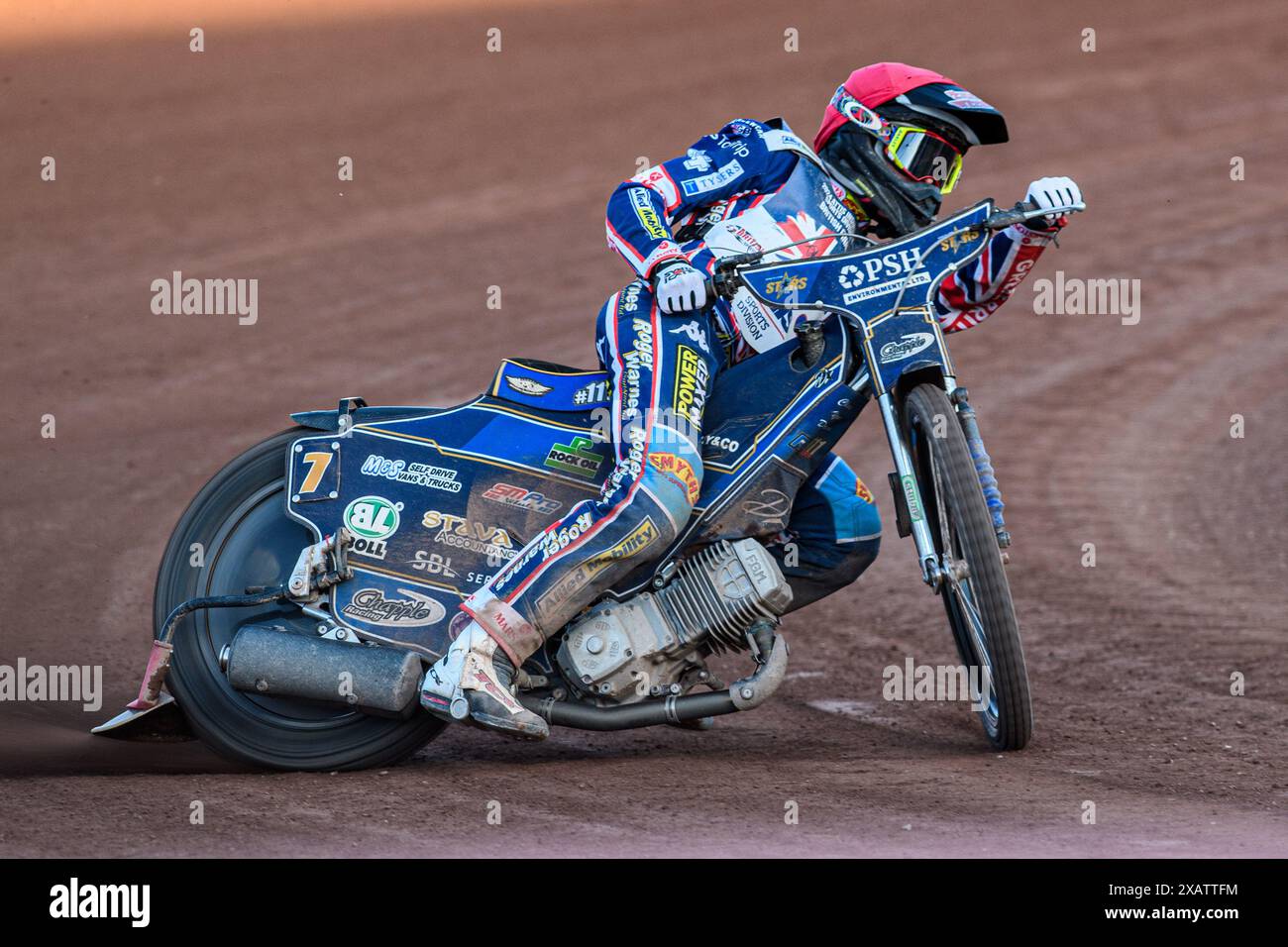 Anders Rowe in Aktion beim Attis Insurance Sports Division British Speedway Championship Finale im National Speedway Stadium, Manchester am Samstag, den 8. Juni 2024. (Foto: Ian Charles | MI News) Credit: MI News & Sport /Alamy Live News Stockfoto