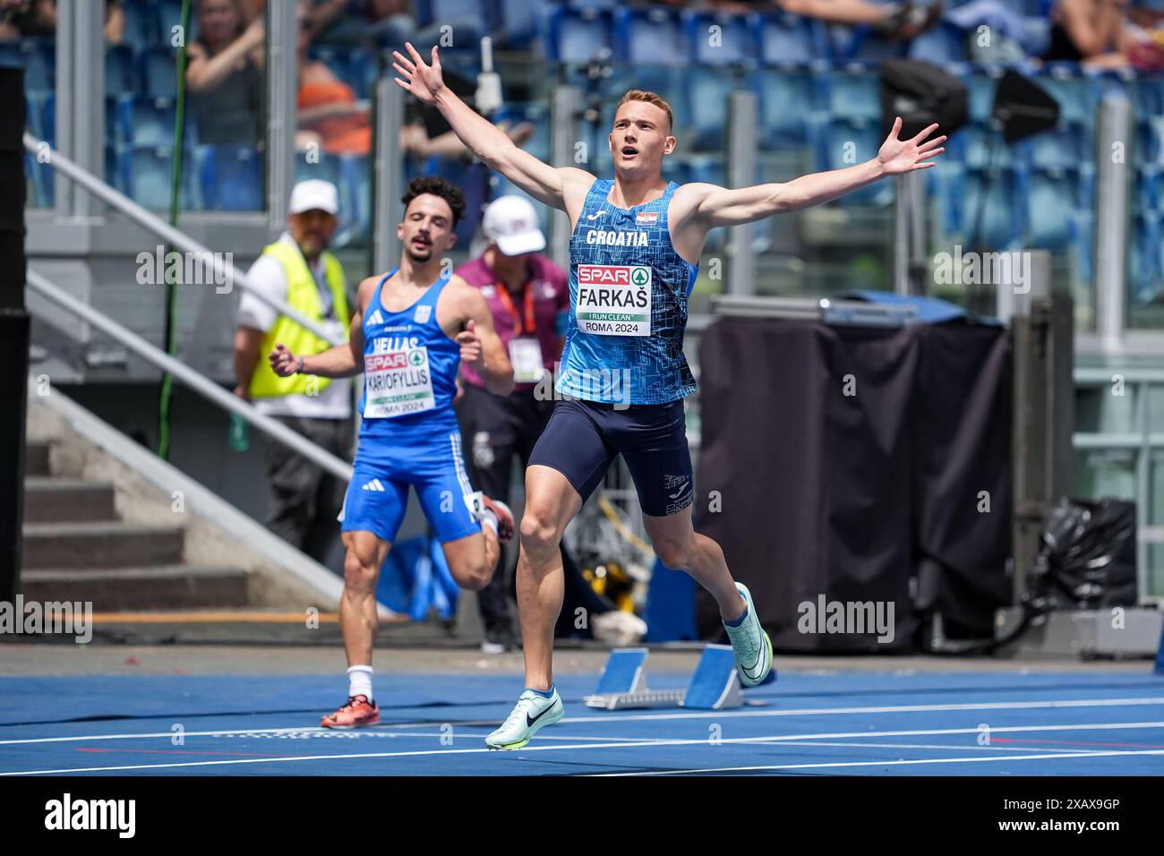 Rom, Italien. Juni 2024. Rom, Italien, 9. Juni 2024: Roko Farkas (Kroatien) feiert die Qualifikation für das Halbfinale und bricht während der 200 m langen Männer-Europameisterschaft 2024 im Stadio Olimpico in Rom, Italien. (Daniela Porcelli/SPP) Credit: SPP Sport Press Photo. /Alamy Live News Stockfoto