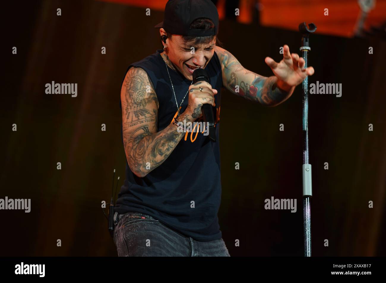 Juni 2024, Neapel, Italien, Italien: Ultimo, Pseudonym von NiccolÃ² Moriconi tritt live im Stadio Diego Armando Maradona in Neapel auf, Italien, für seine Tour STADI 2024. (Kreditbild: © Mariano Montella/Pacific Press via ZUMA Press Wire) NUR REDAKTIONELLE VERWENDUNG! Nicht für kommerzielle ZWECKE! Stockfoto