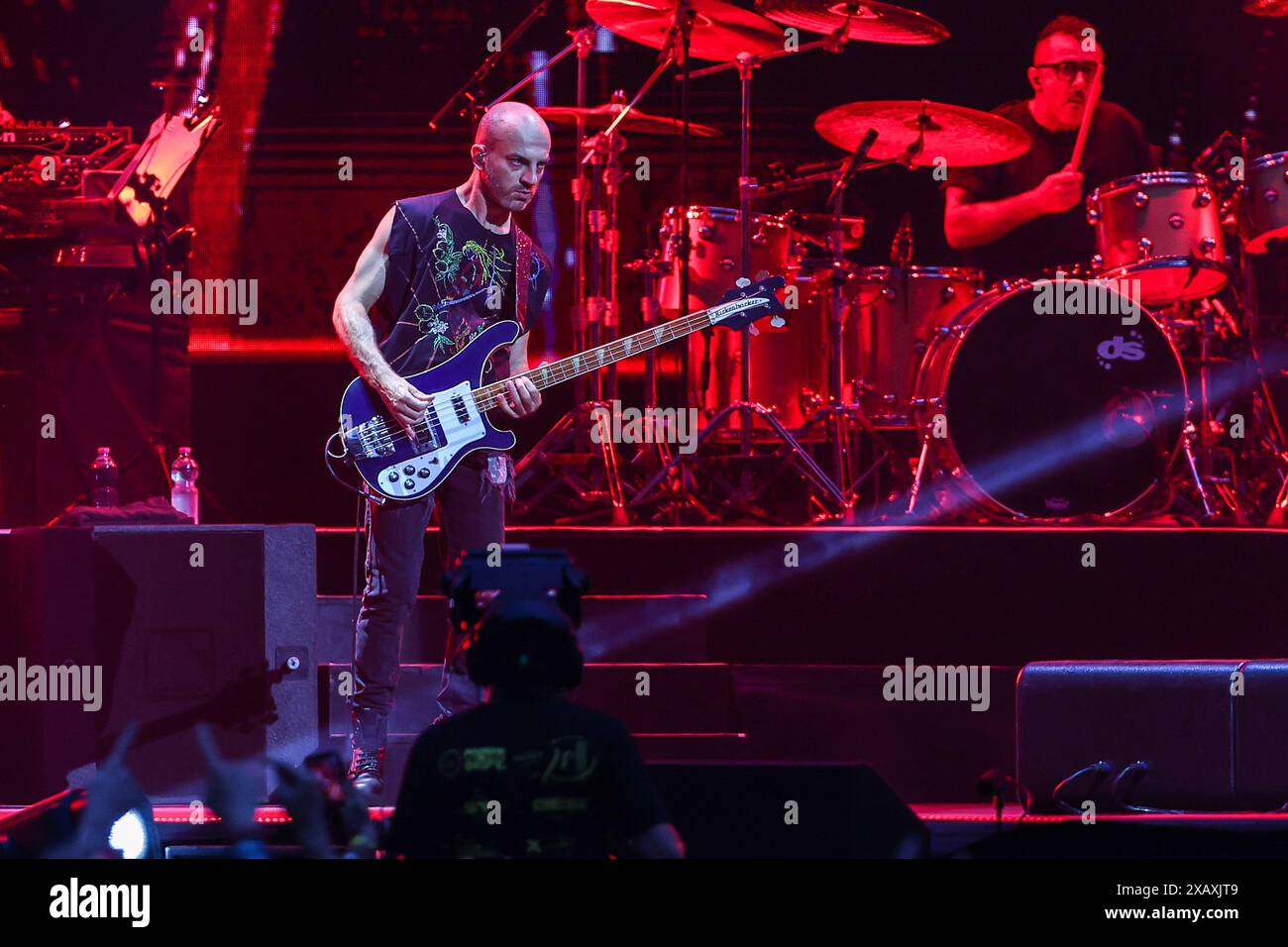 Andrea Torresani tritt live auf der Bühne während des Vasco Live 2024 im San Siro Stadium auf. Stockfoto