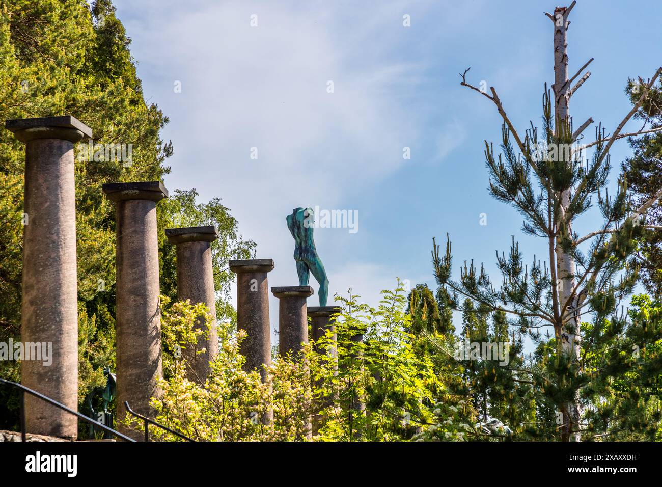 Das Museum Millesgarden in Lidingö bei Stockholm ist ein Skulpturengarten mit Werken des schwedischen Bildhauers Carl Milles. Millesgården Museum mit Skulpturenpark, in dem Carl Milles Kunst gezeigt wird, sowie Antiquitätenhaus und Galerie im Haus. Bodal, Lidingö kommun, Stockholm, Schweden Stockfoto