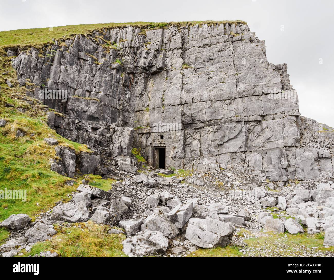 Sprengstoff wird in Herbert's Quarry oder den Black Mountain Steinbrüchen in den westlichen Brecon Beacons Bannau Brycheiniog in Südwales Großbritannien gelagert Stockfoto