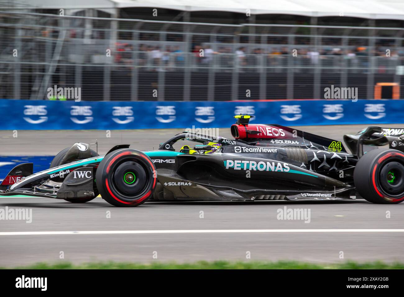 Montreal, Kanada. Juni 2024. Lewis Hamilton aus Großbritannien fuhr im (44) Mercedes-AMG Petronas F1 Team F1 W15 E Performance Mercedes während des GP du Canada, Formel 1, auf dem Circuit Gilles Villeneuve. Quelle: Alessio Morgese// Emage / Alamy Live News Stockfoto