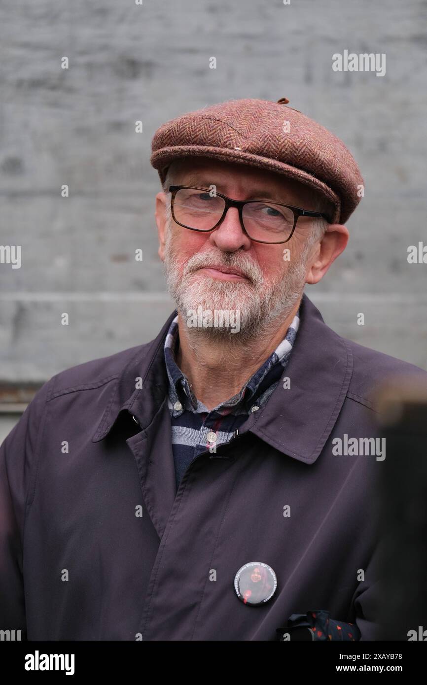 London, Großbritannien. November 2022. Jeremy Corbyn wartet und spricht Tausende von Anhängern der Gewerkschaften an der Volksversammlung an. Credit Mark Lear/Alamy Stockfoto
