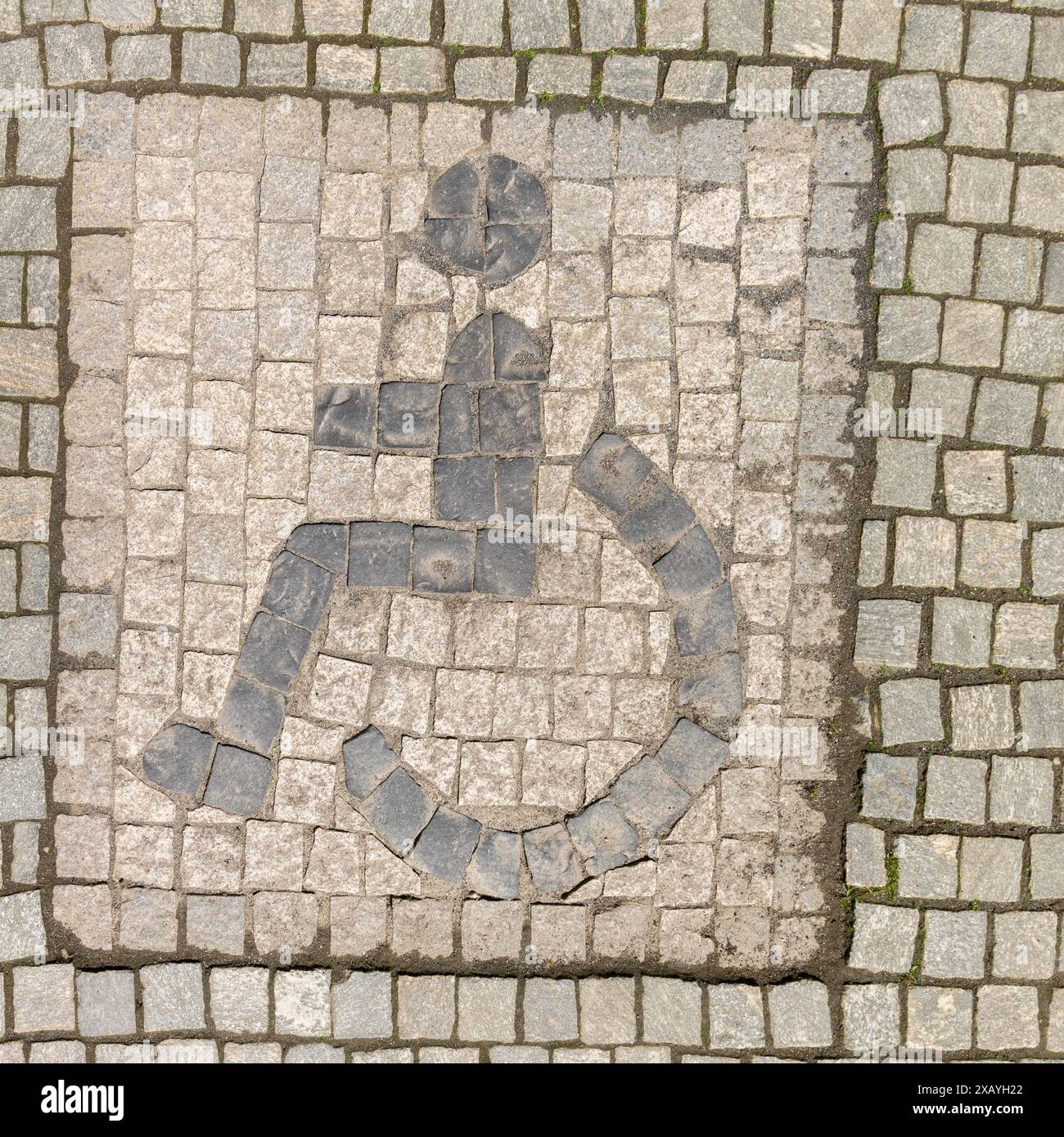 Sonderborg, als, Stadt Sonderborg, Symbol für Behinderte, Person im Rollstuhl, Pflastersteine, Rahmen, Insel Alsen, Flensburger Fjord, Ostsee Stockfoto