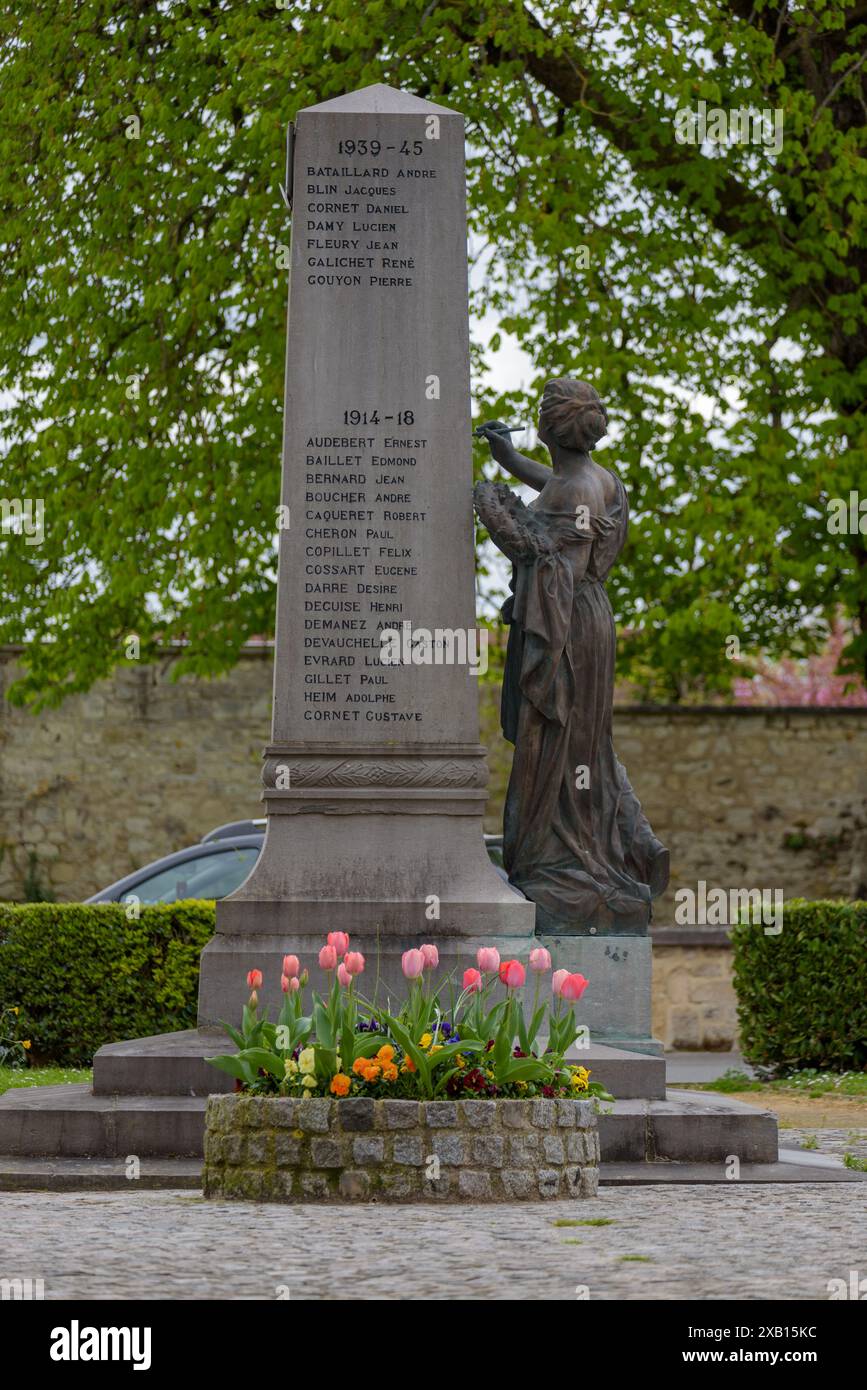 Denkmal für die Gefallenen während des Ersten Weltkriegs in Vic-sur-Aisne Stockfoto