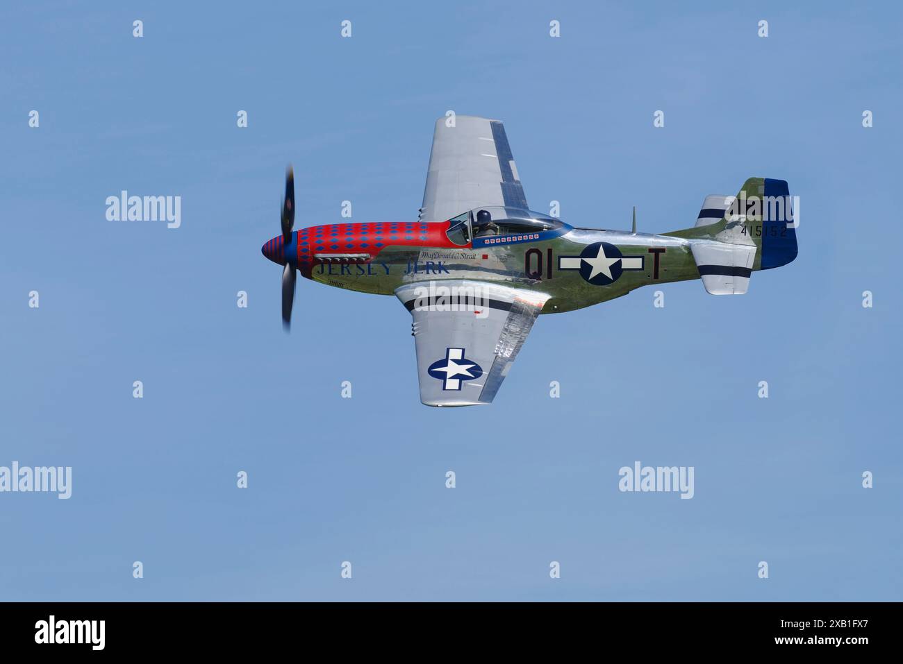 . Commonwealth CA-18, P-51, Mustang, Jersey Jerk, G-JERK, 44-15152, Shuttleworth Flying Display, Biggleswade, Bedfordshire, England, Vereinigtes Königreich. Stockfoto