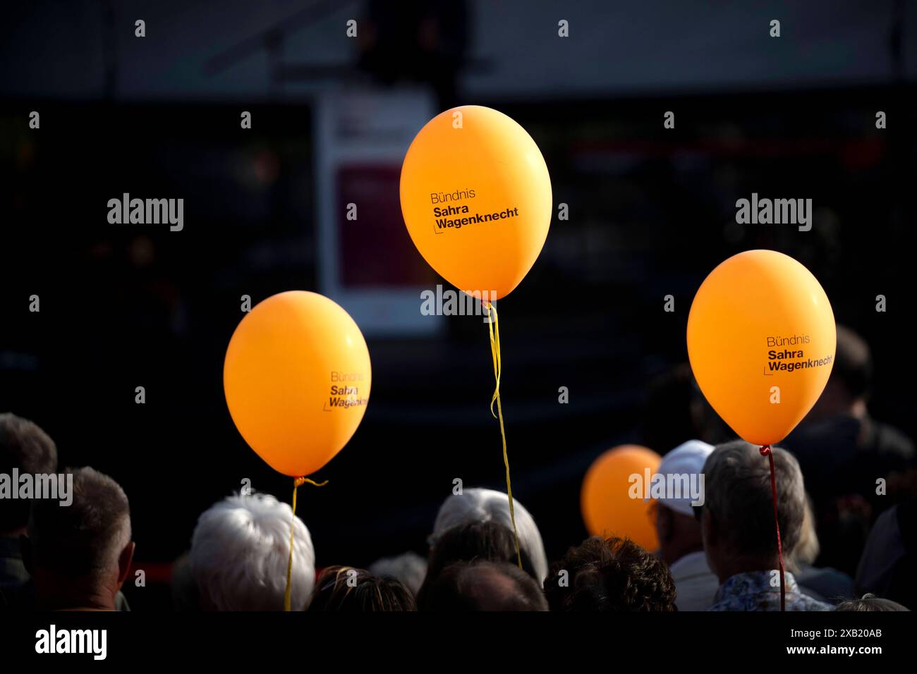 Sahra Wagenknecht - Wahlkampfabschluss DEU, Deutschland, Deutschland, Berlin, 06.06.2024 Luftballon mit Logo BSW Sahra Wagenknecht beim Wahlkampfabschluss der Partei Buendnis Bündnis BSW Sahra Wagenknecht für die Europawahl zu den bevorstehenden Wahlen zum Europaeischen Parlamen Europawahl am 06. bis 09. Juni 2024 in Berlin Deutschland en: Ballon mit Logo der BSW Sahra Wagenknecht am Ende des Wahlkampfes der Allianz Bündnis BSW Sahra Wagenknecht zur Europawahl am 6. Bis 9. Juni 2024 in Berlin Stockfoto