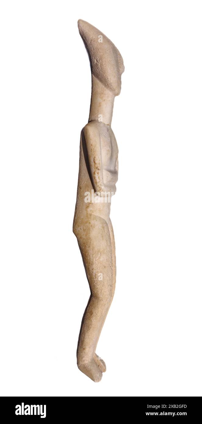 KYKLADISCHE KUNST. Seitenansicht einer weiblichen Figur des kanonischen Typs. Spedos-Vielfalt. Frühe Bronzezeit, frühe Kykladische II. Periode 2800-2300 v. Chr. Syros, Stockfoto