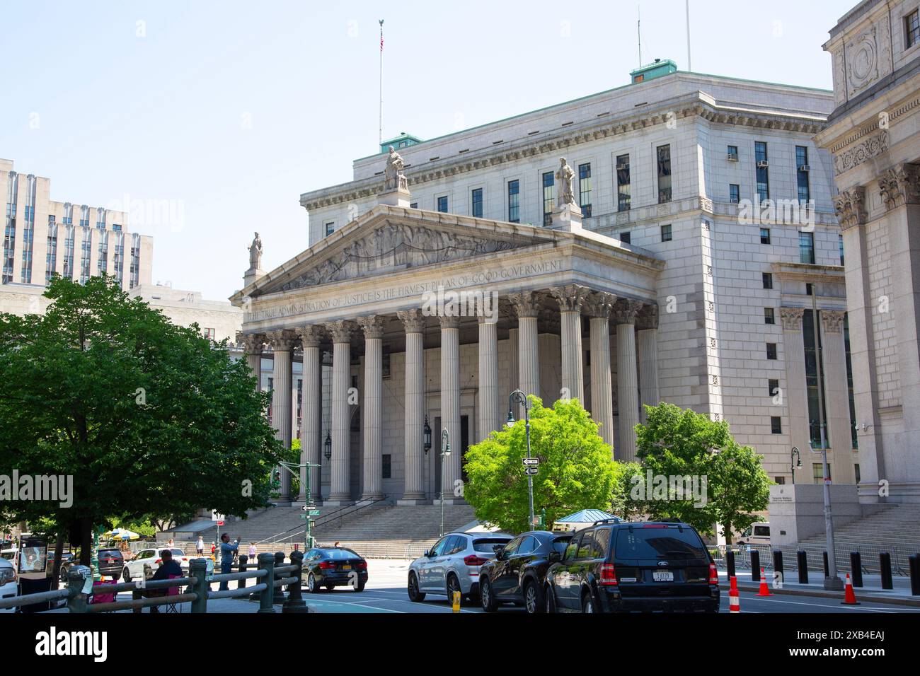 Das New York State Supreme Court Building, ursprünglich als New York County Courthouse bekannt, befindet sich in der 60 Centre Street am Foley Square im Civic Center Stockfoto