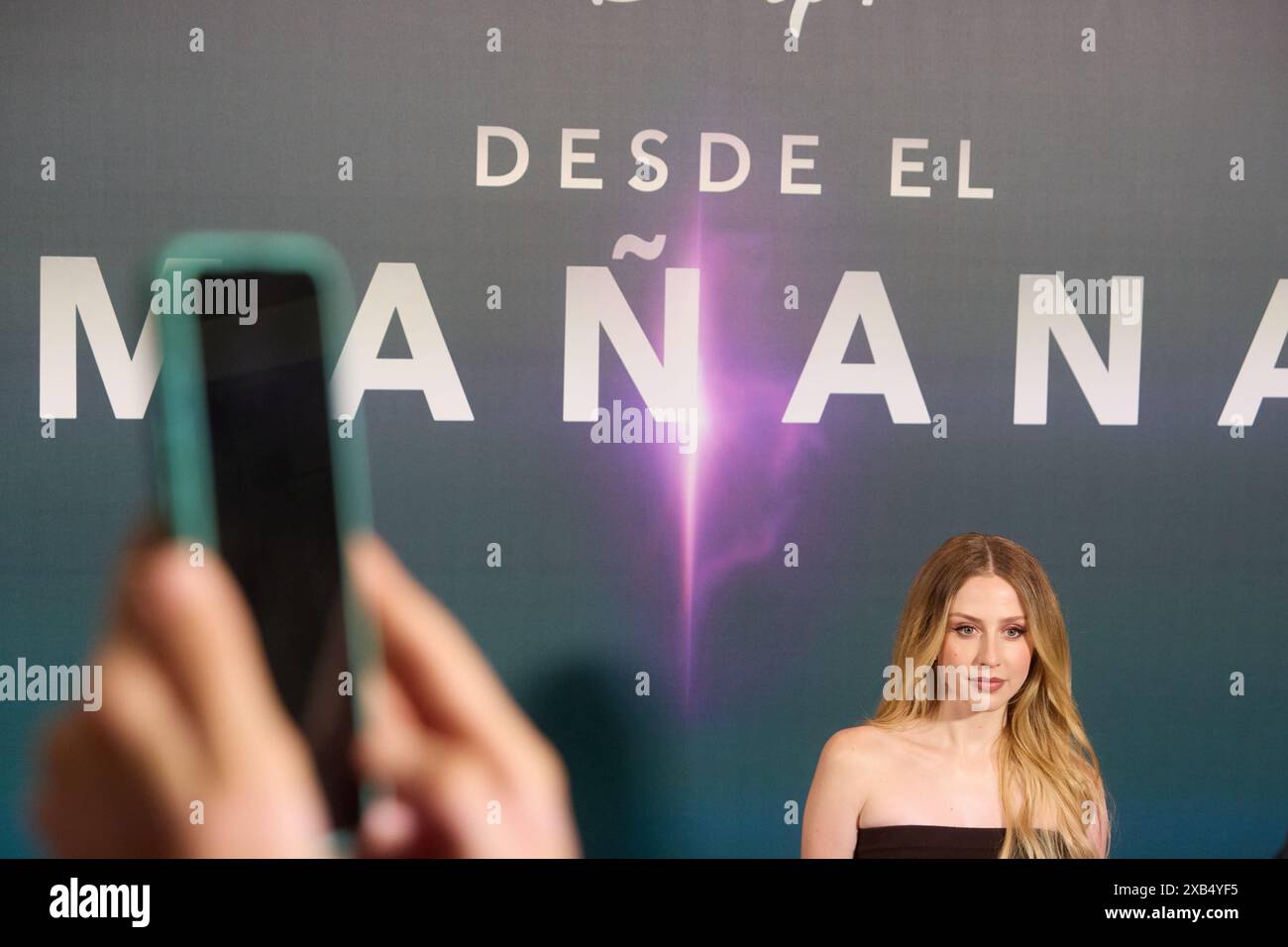 Denisse Pena nimmt am 6. Oktober 2024 am Fotoruf der neuen Disney-Serie „Desde el Manana“ in Madrid Teil. (Foto: Hazhard Espinoza Vallejos/NurPhoto) Credit: NurPhoto SRL/Alamy Live News Stockfoto