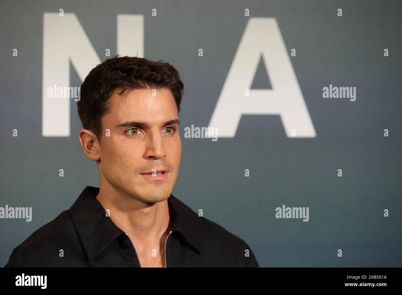 Alex Gonzalez nimmt am 6. Oktober 2024 am Fotoruf der neuen Disney-Serie „Desde el Manana“ in Madrid Teil. (Foto: Hazhard Espinoza Vallejos/NurPhoto) Credit: NurPhoto SRL/Alamy Live News Stockfoto