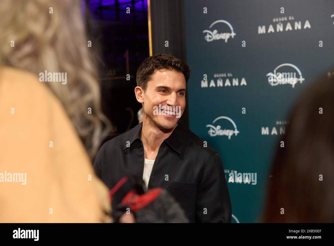 Alex Gonzalez nimmt am 6. Oktober 2024 am Fotoruf der neuen Disney-Serie „Desde el Manana“ in Madrid Teil. (Foto: Hazhard Espinoza Vallejos/NurPhoto) Credit: NurPhoto SRL/Alamy Live News Stockfoto