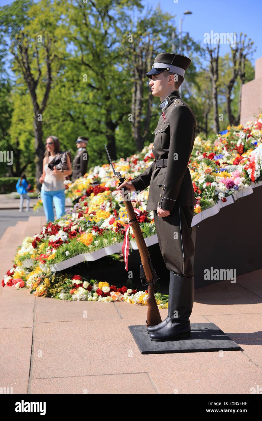 Am 4. Mai 1990 verkündete Lettland seine Unabhängigkeit von der UdSSR nach Jahrzehnten der sowjetischen Besatzung, und dieses Datum wird immer in Riga gefeiert. Stockfoto