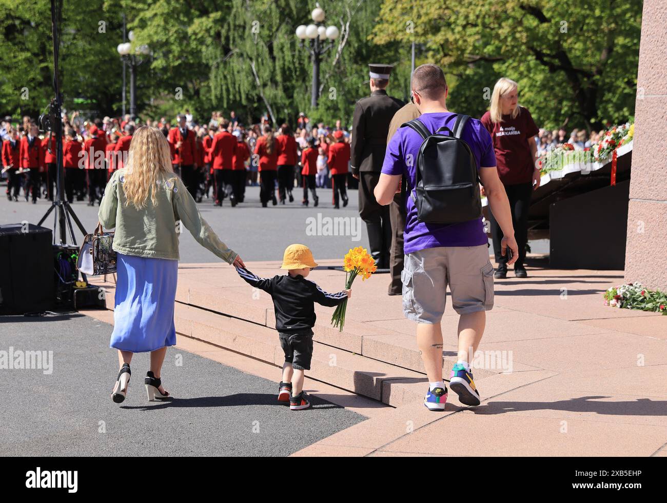 Am 4. Mai 1990 verkündete Lettland seine Unabhängigkeit von der UdSSR nach Jahrzehnten der sowjetischen Besatzung, und dieses Datum wird immer gefeiert. Stockfoto