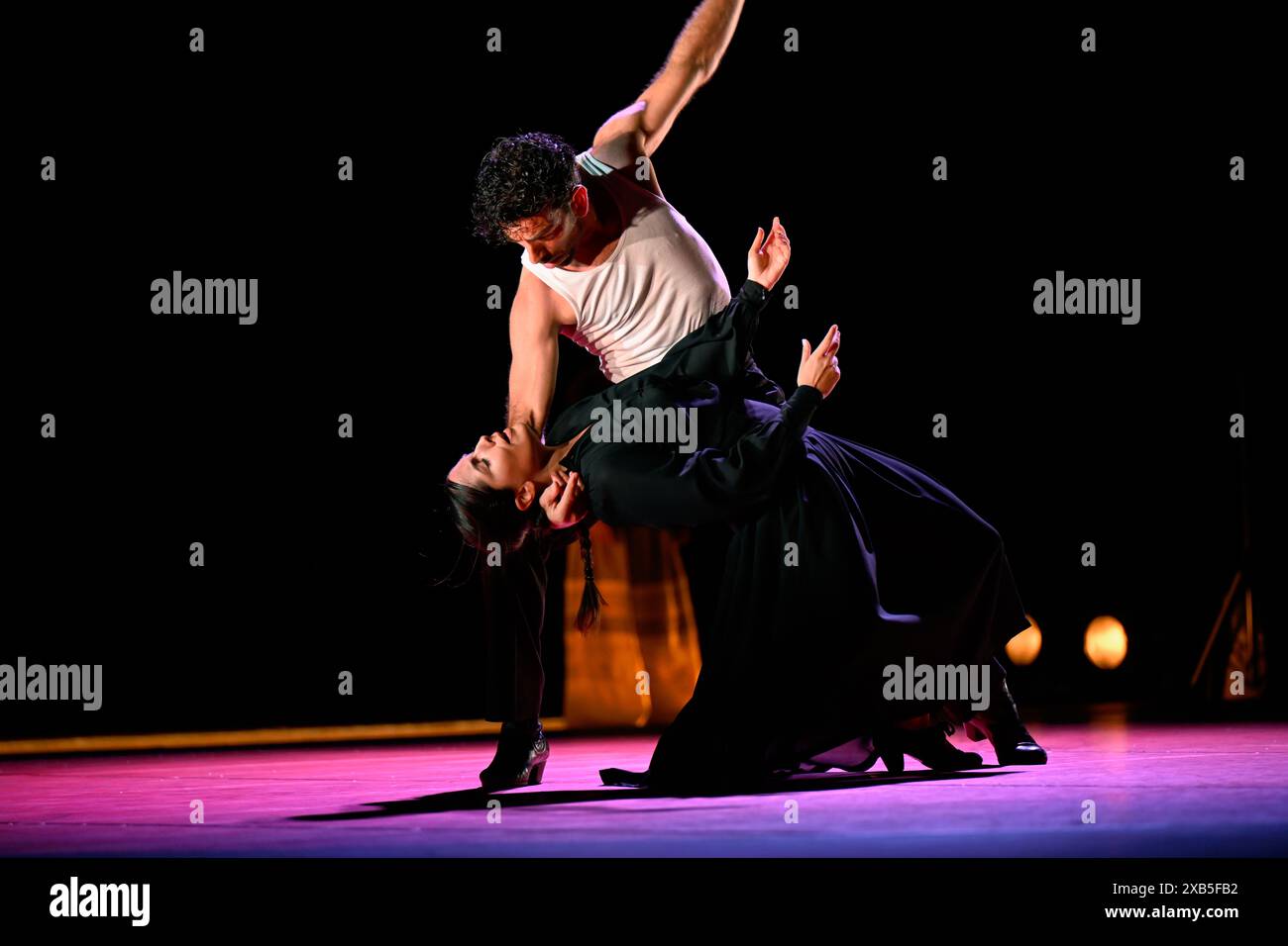 LONDON, GROSSBRITANNIEN. Juni 2024. Flamenco Festival 2024 - Fandango! Ist ein Meisterwerk aus einem perfekten Duo, das von dem Choreografen David Coria und Sänger David Lagos im Sadler's Wells Theatre in London, Großbritannien, gegründet wurde. Quelle: Siehe Li/Picture Capital/Alamy Live News Stockfoto