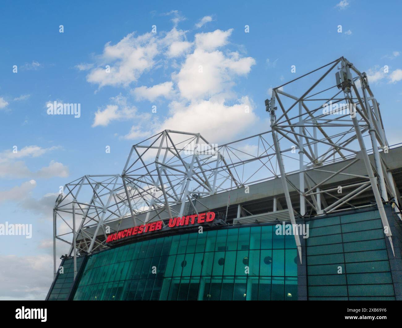 Old Trafford ist die Heimat des Manchester United Football Club im Großraum Manchester, Großbritannien Stockfoto