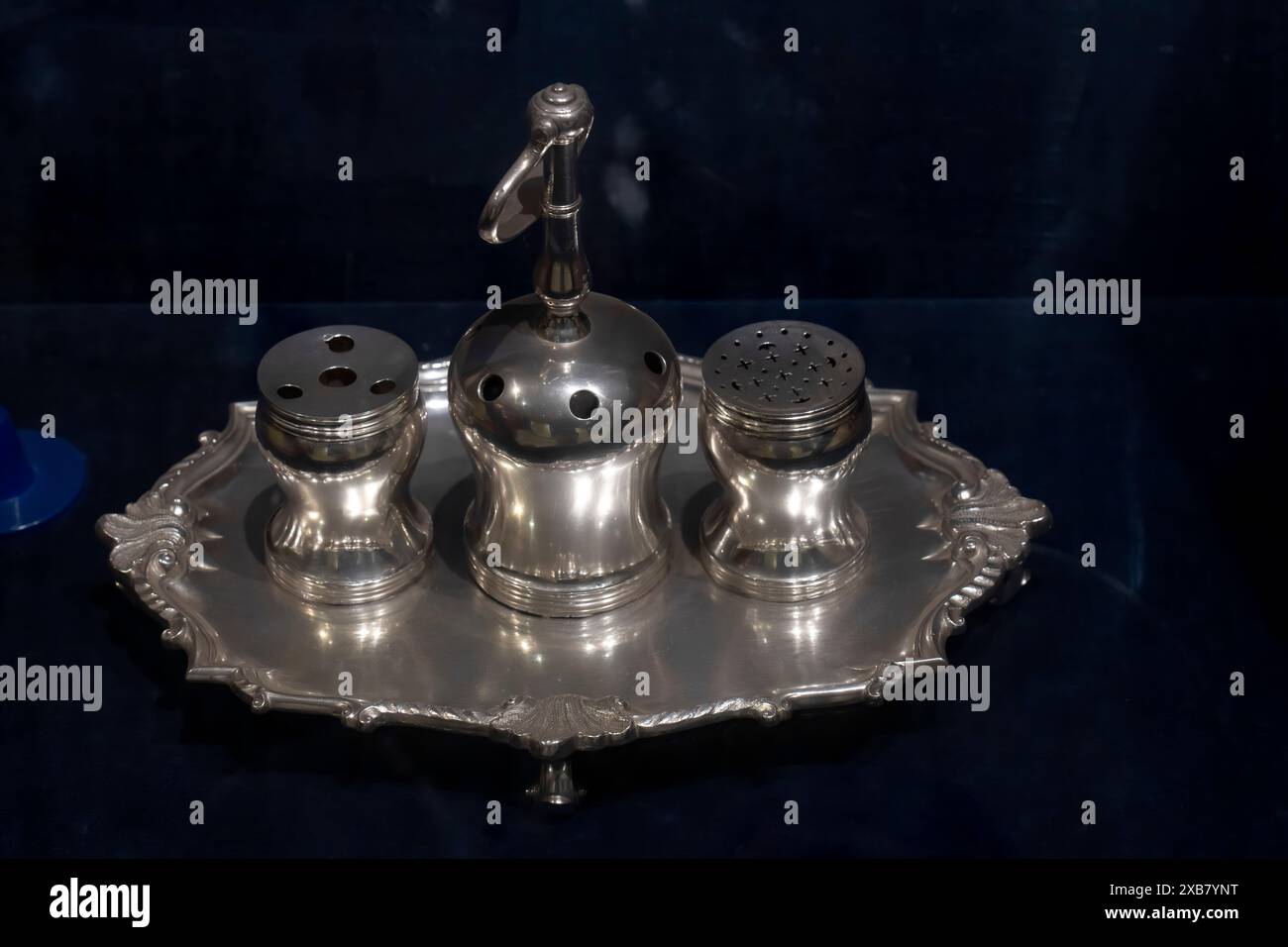 Der syng Tintenständer, . Independence Hall ist ein historisches Gebäude in Philadelphia, wo sowohl die Unabhängigkeitserklärung der Vereinigten Staaten als auch die United States Declaration of Independence stehen Stockfoto