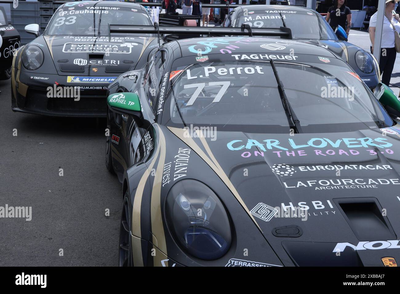 Porsche 911 GT3 Cup Rennwagen, der am 14. September 4/2024 beim 4-Stunden-Rennen in Barcelona bei der European Le Mans Series auf der Rennstrecke in Barcelona teilnahm Stockfoto