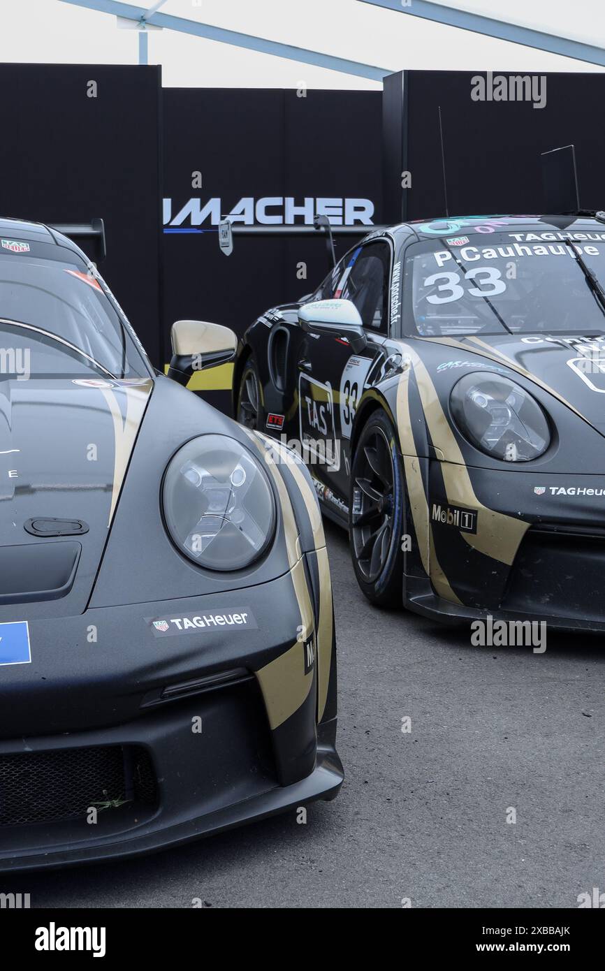 Porsche 911 GT3 Cup Rennwagen, der am 14. September 4/2024 beim 4-Stunden-Rennen in Barcelona bei der European Le Mans Series auf der Rennstrecke in Barcelona teilnahm Stockfoto