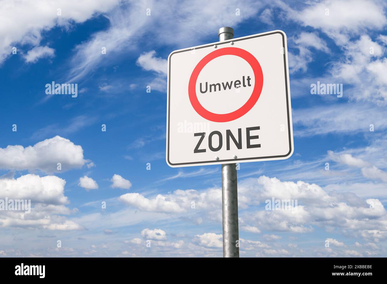 Deutsches Straßenschild für Umweltzone/Umweltzone, in das nur Fahrzeuge mit einem bestimmten Emissionsniveau einfahren dürfen. Stockfoto