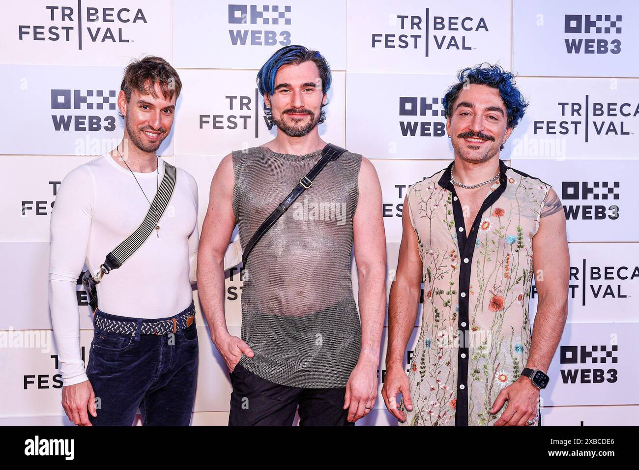 Ny. Juni 2024. Mati Gelman, S. Asher Gelman und Stefano Milici bei der Premiere von SABBATH QUEEN beim Tribeca Festival 2024, OKX Theater im BMCC Tribeca Performing Arts Center, New York, NY, 9. Juni 2024. Quelle: Manoli Figetakis/Everett Collection/Alamy Live News Stockfoto