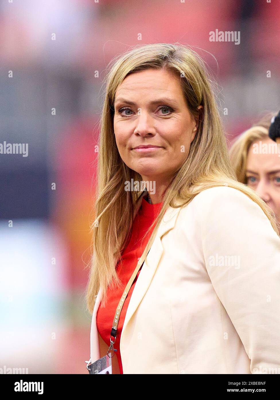 Julia scharf, Moderatorin, Sportmoderatorin, das erste, ARD, im Freundschaftsspiel DEUTSCHLAND - UKRAINE 0-0 DEUTSCHLAND - UKRAINE in Vorbereitung auf die Europameisterschaft 2024 am 3. Juni 2024 in Nürnberg. Fotograf: Peter Schatz Stockfoto