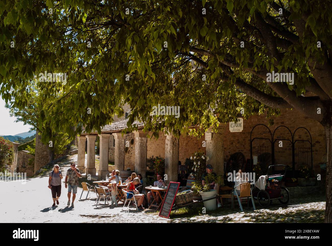 Oppède-le-Vieux, Provence, Südfrankreich Stockfoto