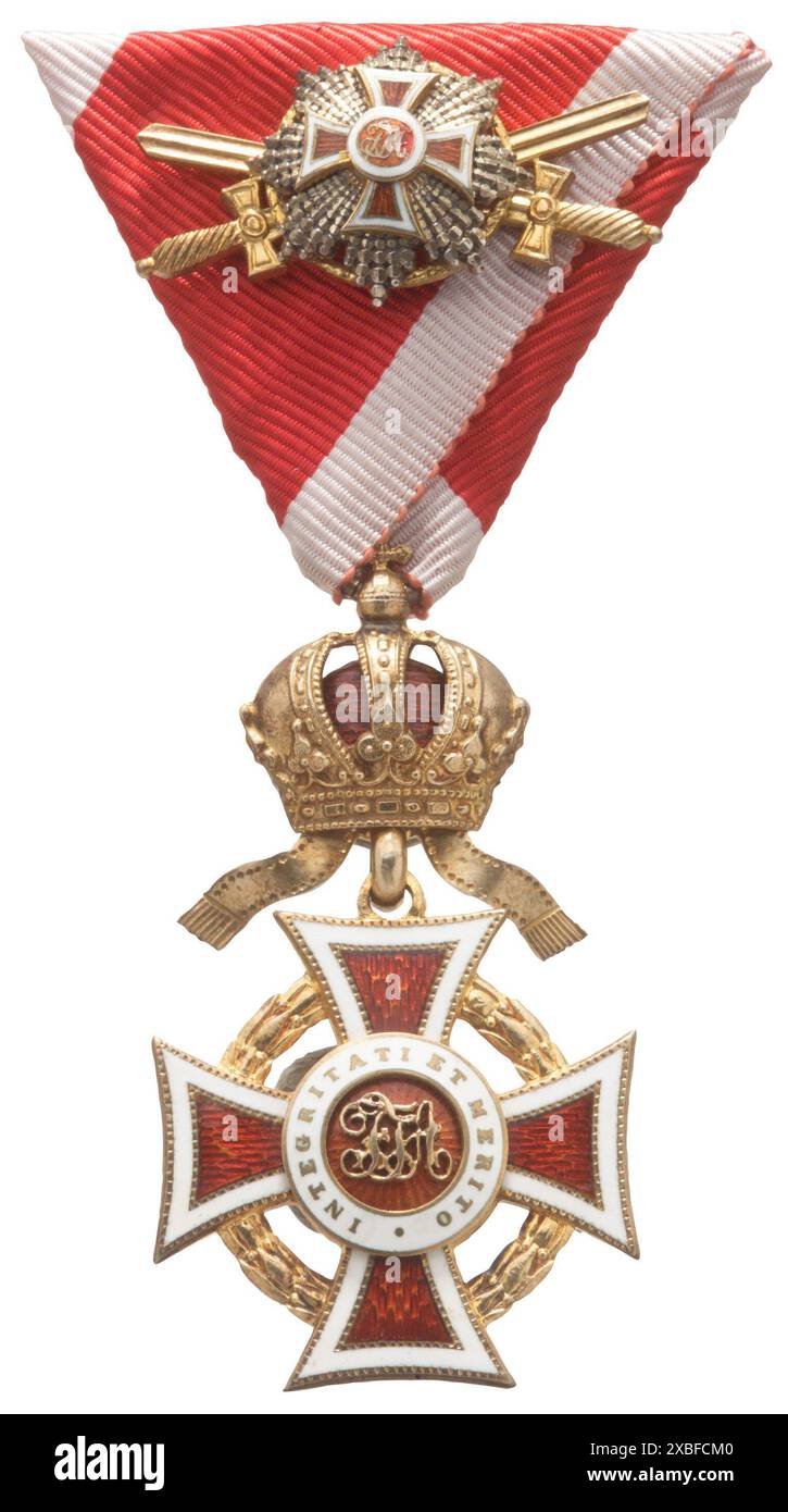 Medaillen und Dekorationen, Ritterorden, Ritterkreuz, 20. Jahrhundert, EIGENTUM FREIGEGEBEN Stockfoto