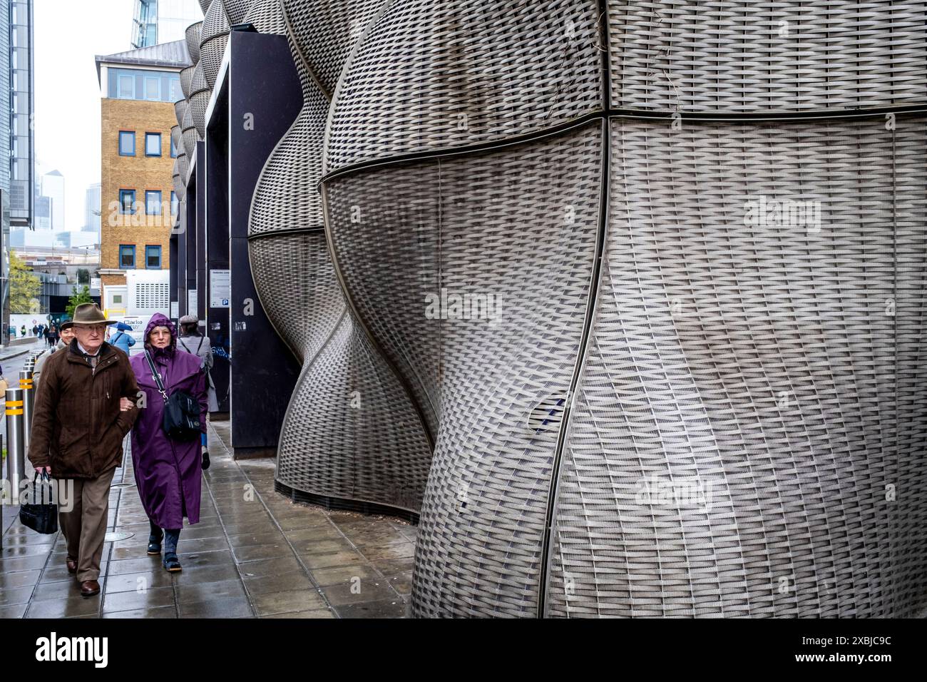 The Boiler Suit Modern Architecture by Heatherwick Studio Outside Guy's Hospital, London, UK Stockfoto